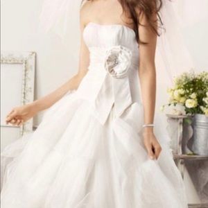 Winter wonderland ivory taffeta tulle ball gown debutante wedding dress size 6